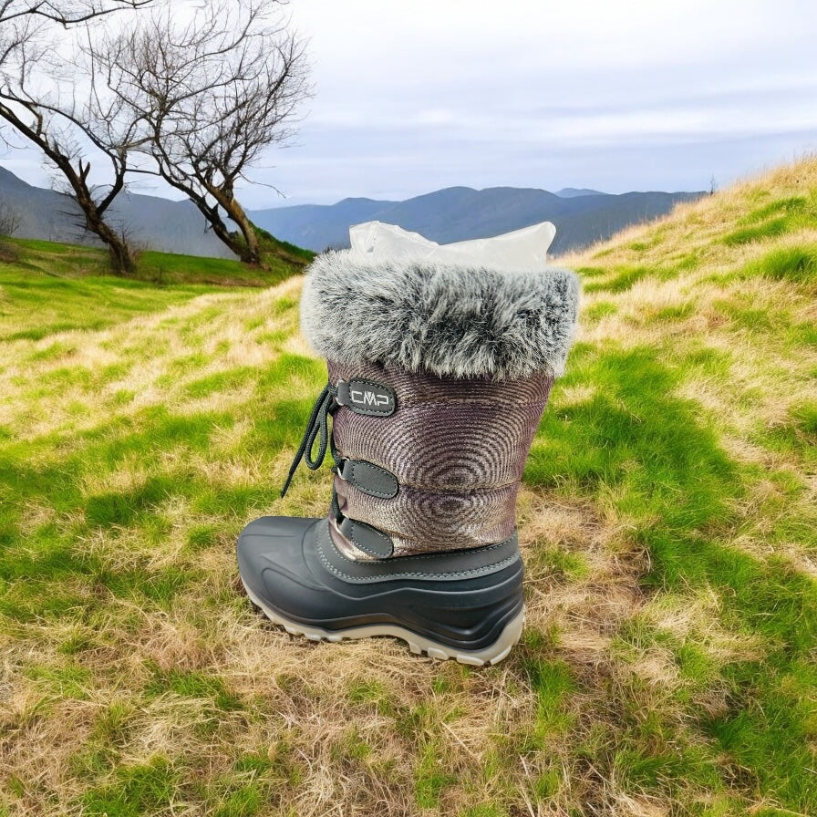 CMP Winterstiefel Nietos Low Urban Style irisblau Damenschuhe Herstellernummer : 3Q78956H750 ( Letzte Stück )