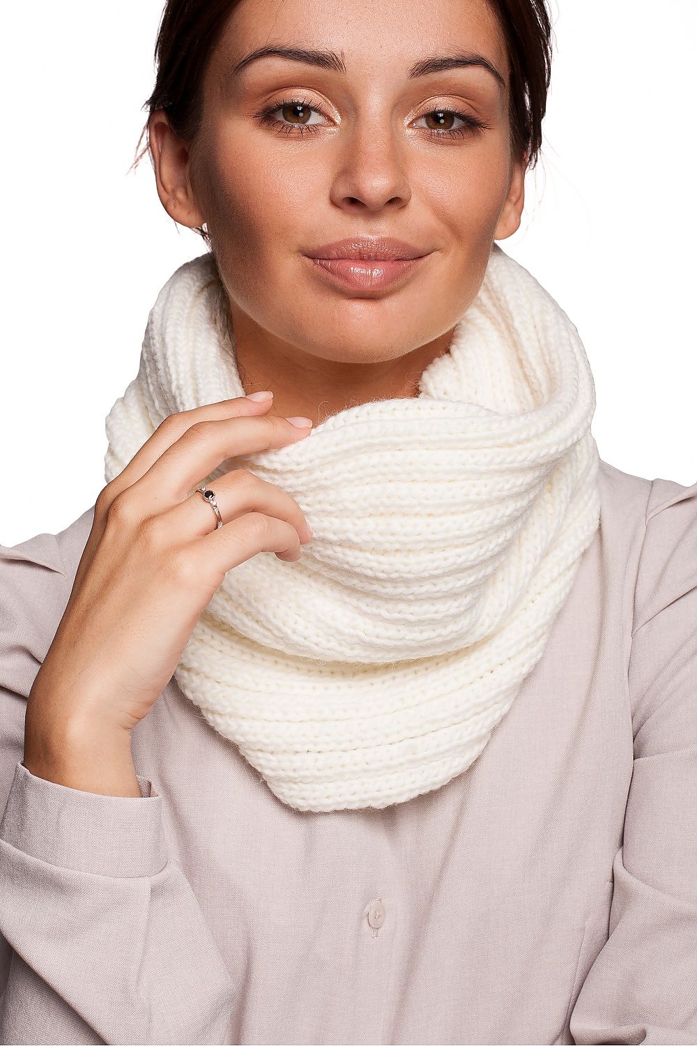  Schlauchschal model 148891 BE Knit 